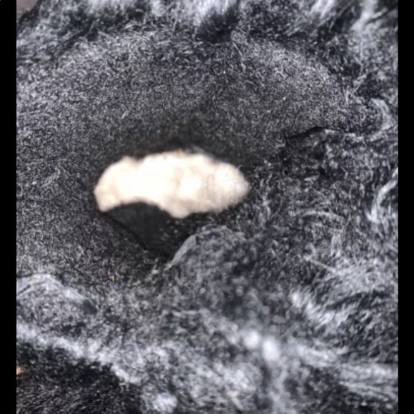 Bearpaw Boo Shaggy Black Bootie Girl Boots 13 - Picture 9 of 12